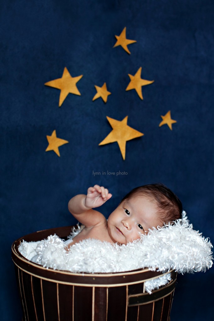 Kai_1month_Baby_newborn_015 baby boy with starry night