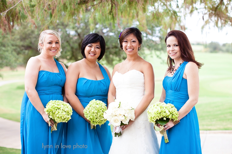 Gorgeous bridal party in turquise