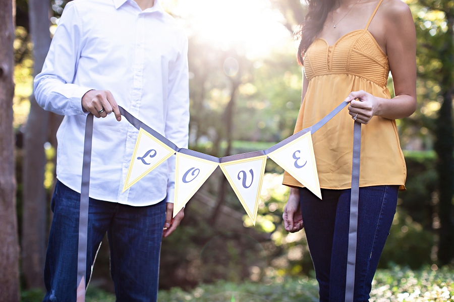 2011Favorites_001 Lynn in Love Photo, Dallas Wedding Photographer with Love banner props