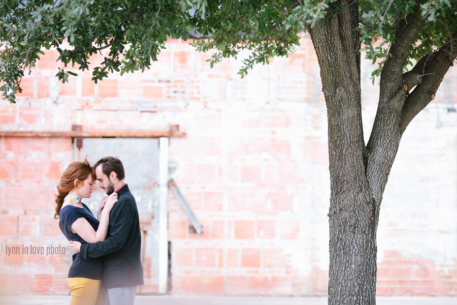 Fershop Houston Workshop with sweet and romantic engagement pictures by Lynn in Love Photo, Dallas Wedding Photographer