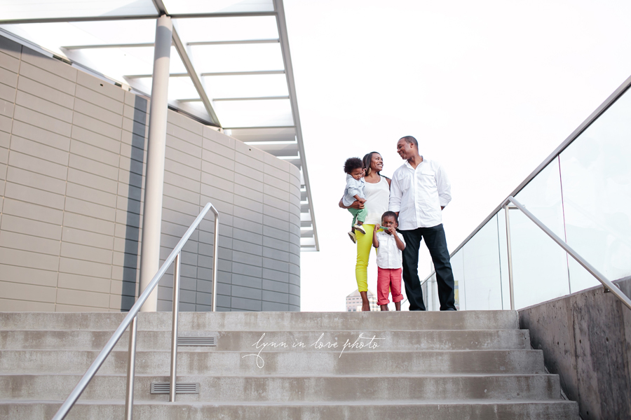 Colorful Modern Dallas Family Portraits at the Winspear by Lynn in Love Phoot, Dallas and Houston Family Photographer