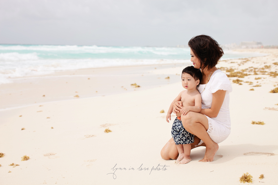 Mother and child beach portrait by Lynn in Love Photo, Dallas and Houston Family Photographer