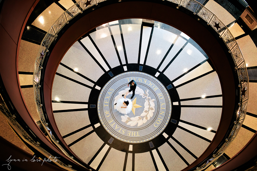 Courthouse wedding portraits by Lynn in Love Photo, Dallas and Houston Wedding Photographer