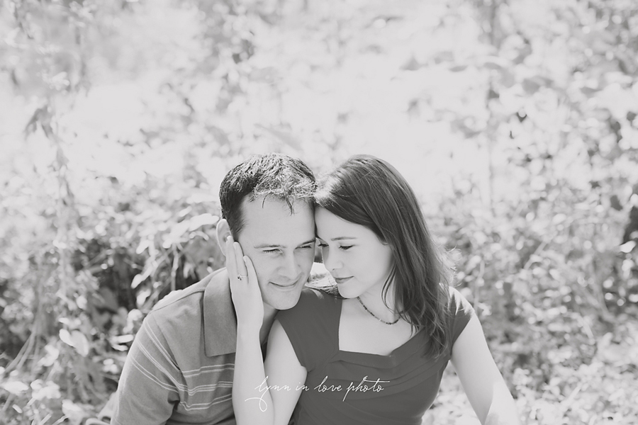 black and white love shoot by Lynn in Love Photo, Dallas Portrait Photographer